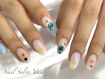 こちらも青いあの子♪