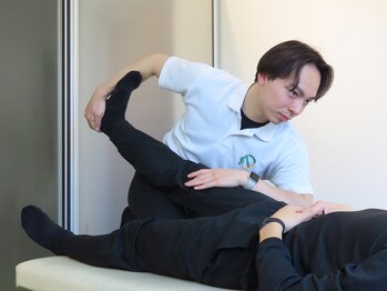 ノビルストレッチ 上野毛店(NOBIRU Stretch)/腓腹筋のストレッチ