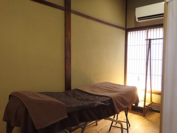 フテラ (FTERA)/一階施術ルーム