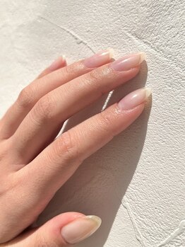 ネイルサロン ピーアンドビー(P&B)の写真/《ネイルサロンで始める本気の爪改善プログラム》育てるネイルケアで爪のお悩みやコンプレックスを解消◎