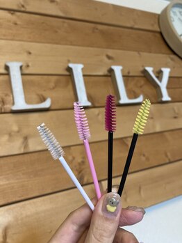 アイラッシュリリィ(Eyelash Lily)/まつエクブラシ