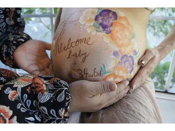 ティアム マタニティペイント アンド ネイル(Tiam Maternity Paint&Nail)/花冠のマタニティペイント★