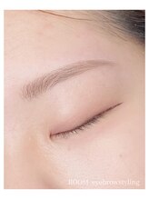 ルーム(ROOM)/ナチュラル眉