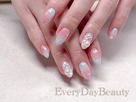 ホログラム×パステルネイル