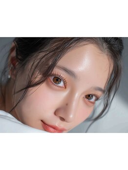 ナチュラル上品な目元にしたい