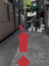 イーイー(e.e..)/中崎町駅から当店までの道順　７