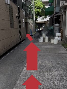 イーイー(e.e..)/中崎町駅から当店までの道順　７