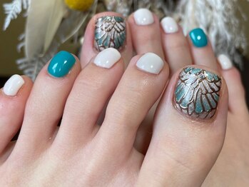 サロンドフォーエイチ(salon de 4H)/お気に入りのアートを好きな色で