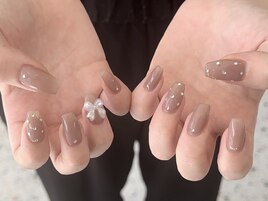 ワンカラー×ベージュ×リボン