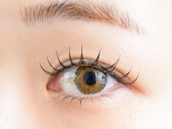 アイラッシュ バイ コンベックス(EYELASH by convex)/【マツエク】140本束感デザイン