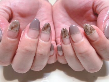 ネイルサロン マハロ 横浜四季の森フォレオ店(Nail Salon Mahalo)/マーブル横フレンチ