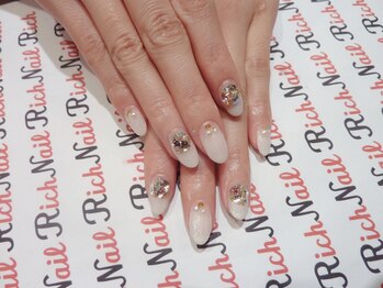 ネイル リッチ(Nail Rich)/ホワイトグラデーション☆