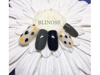 ブリノス(BLINOSS)/しずくネイル