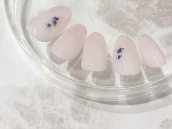ブレスネイル(brace Nail)/ワンポイント押花ネイル