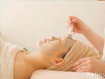 メロウ(mellou)の写真/【久屋大通駅徒歩4分】触れたくなるような艶を大切に、潤いのある素肌へ導きます☆