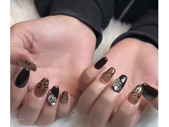 ジェイノヴァール(Jnovart)/