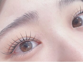 シピアイラッシュ 川越店(Chipi Eyelash)の写真/下がりまつ毛,逆さまつ毛,まつ毛が少ないなどのお悩みに合わせて対応可能！眉毛のお悩みもお任せ下さい♪