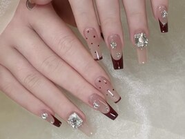 冬のネイル赤フレンチ