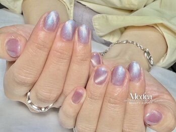 ミーディア(Medea)/
