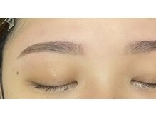 ビューステージ アイブロウサロン 秋田/平行アーチ眉