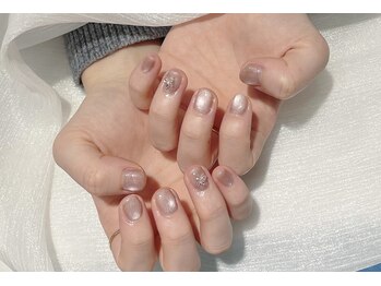 グローネイルズ(Glow Nails)/