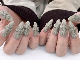 Miki限定クロムモールドネイル