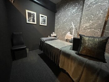 ラピスダズル(LAPIS DAZZLE)/施術Room1のご紹介