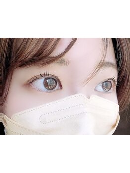 ナチュラル上品な目元にしたい