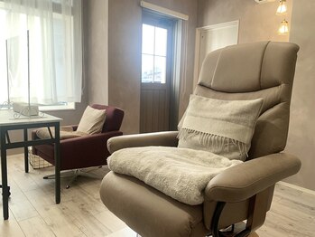 ラピスト ネイル(Lapist nail)の写真/ゆったりとした空間でリラックスしながら、指先のおしゃれを楽しみましょう♪持ち込みデザインも可能◎