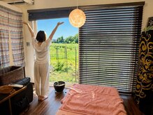 ココチ(CocoChi)の雰囲気（トレーラーハウスを忘れてしまう内装。のんびりできます。）