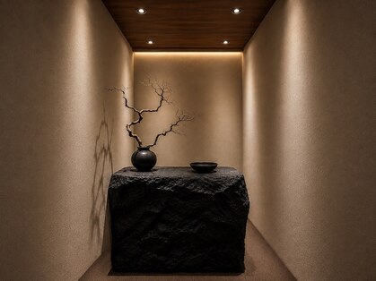 頭浸浴ヘッドスパHIMITSU銀座中央通り店の写真