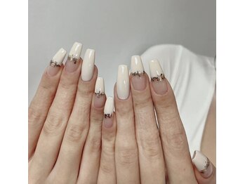 クイーンズビューティーサロン 新宿本店(Queen's beauty salon)/チップアートやり放題&つけ放題