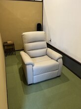 草臥(くたびれ)/リクライニングソファ