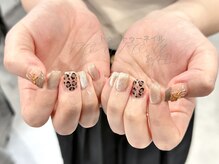 トゥートゥー(TOUTOU)/ヒョウ柄xキラキラマグネット