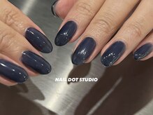 ネイルドットスタジオ 堺筋本町(NAIL DOT STUDIO)/シアーネイビー