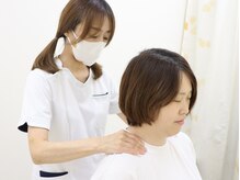 横浜ロイヤルカイロプラクティックの雰囲気(肩、首、お尻に負担がかかる妊婦さんに♪筋肉のケアで痛み軽減♪)