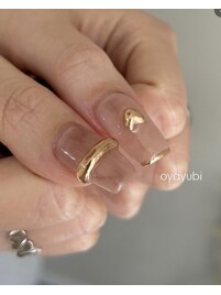 pink nuance × gold design