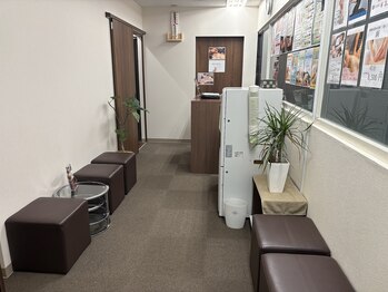 ほぐせる スター鍼灸接骨整体院 竹ノ塚 竹ノ塚東口駅前店/受付