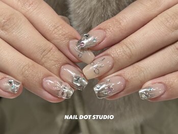 ネイルドットスタジオ 堺筋本町(NAIL DOT STUDIO)/ミラーグラデ