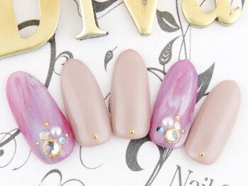 ネイルサロン ディーバ ギンザ(Nail salon Diva GINZA)/スモークベージュ￥8500