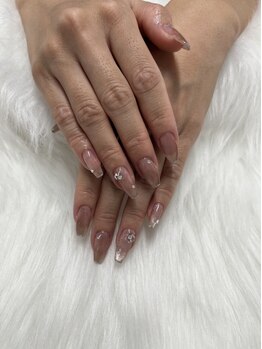 ブリス 桑名(Bliss)の写真/日常使いやオフィスネイルにもオススメ☆どんなシーンにも映える上品で飽きのこない大人デザインご提案◎