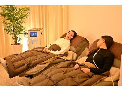 エイチエイチオー 大阪上本町(HHO)の写真
