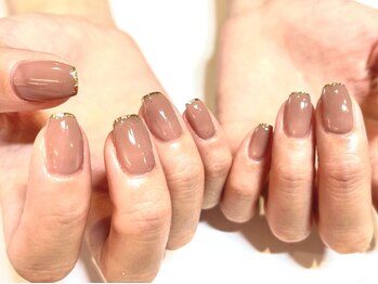ヴィクトリー(VICTORY)の写真/フォルムにこだわって大人nailに仕上げます!!ライフスタイルに合わせたネイルをご提案いたします☆