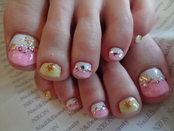 ネイルアンドビューティー ネオン 中洲店(Nail&Beauty NEON)/