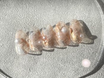 ファルファラ(farfara)の写真/ショートでキレイに魅せるニュアンスデザイン等も◎ちび爪や深爪などもお悩み改善も♪耳つぼジュエリーあり