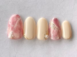 ピンクのニュアンスネイル