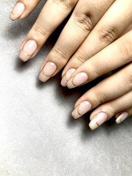ラキネイル(LAKI Nail)/囲みフレンチネイル