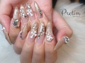 プレティム(Pretim)の写真/長さ出しやスカルプもお任せを★技術に差が出るスカルプも最高の仕上がりで指先を美しく魅せる♪