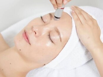 ツキミ コスメティックス(TSUKIMI cosmetics)の写真/肌への負担なく効果を実感！ニキビケア・くすみ・毛穴の開きなどのお悩みの方に！夏の紫外線にも効果的◎