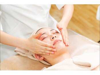 クリニカルエステミュー/